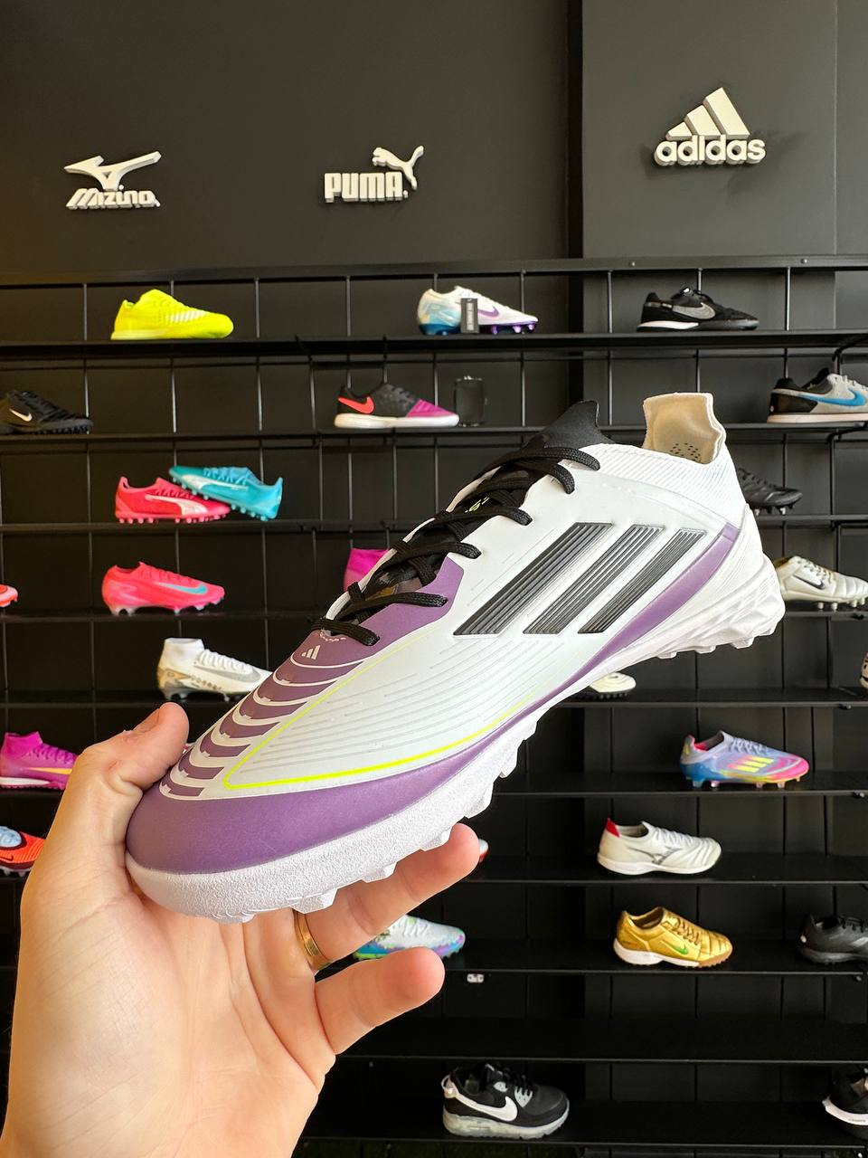 ADIDAS F50 TF + BRINDES (PRONTA ENTREGA)