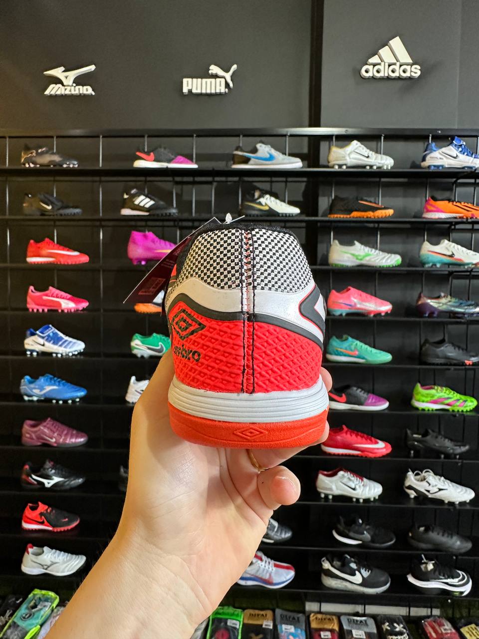 UMBRO PRO 5 BUMP CLUB (PRONTA ENTREGA)
