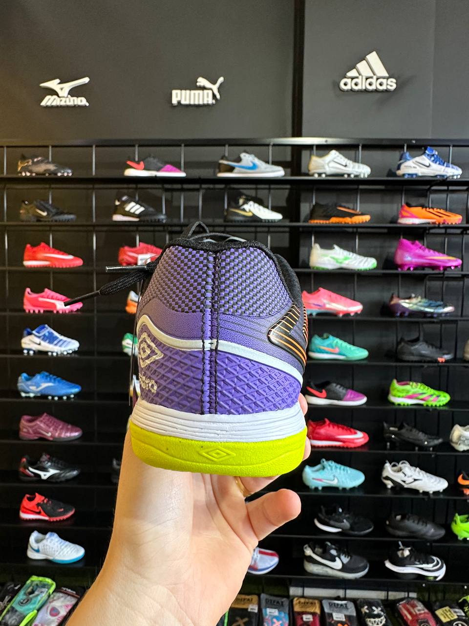 UMBRO PRO 5 BUMP CLUB (PRONTA ENTREGA)