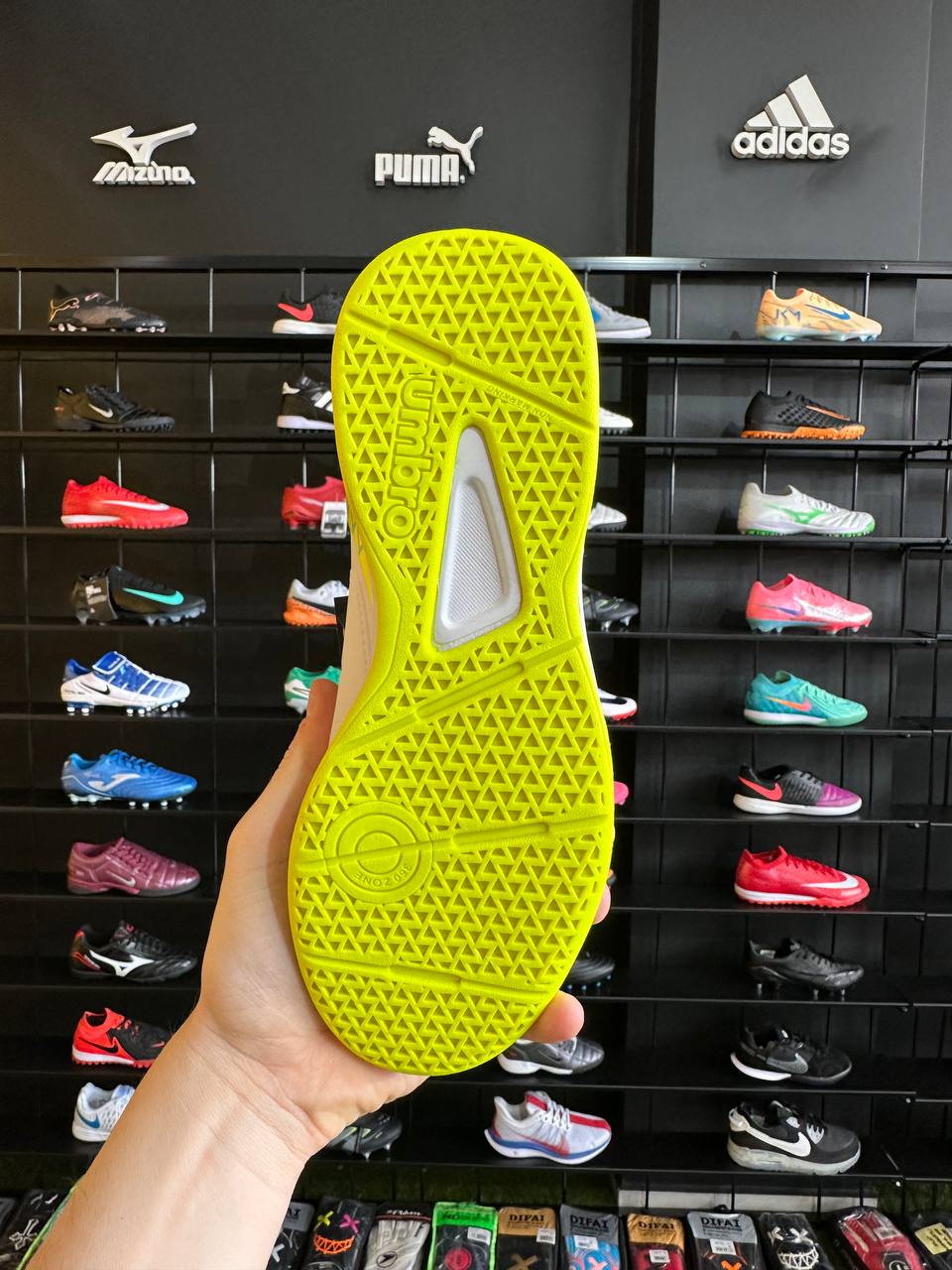 UMBRO ADAMANT MASTER CLASS PRONTA ENTREGA