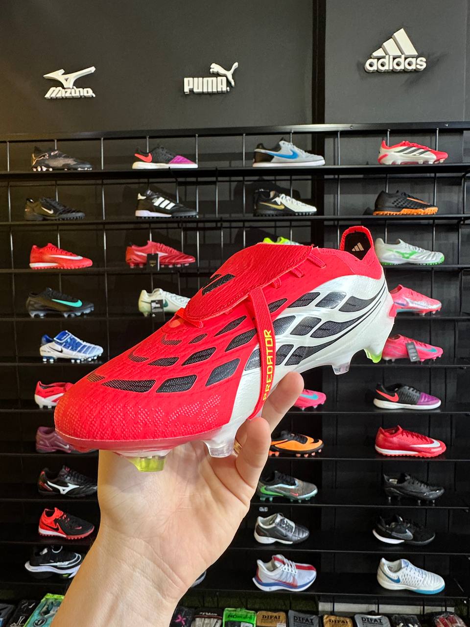 ADIDAS PREDATOR 2026 FG + BRINDES (PRONTA ENTREGA)
