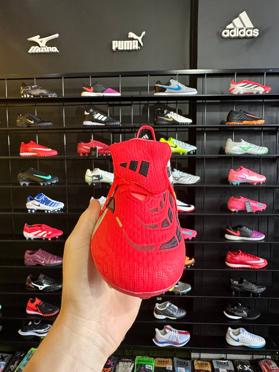 ADIDAS PREDATOR 2026 FG + BRINDES (PRONTA ENTREGA)