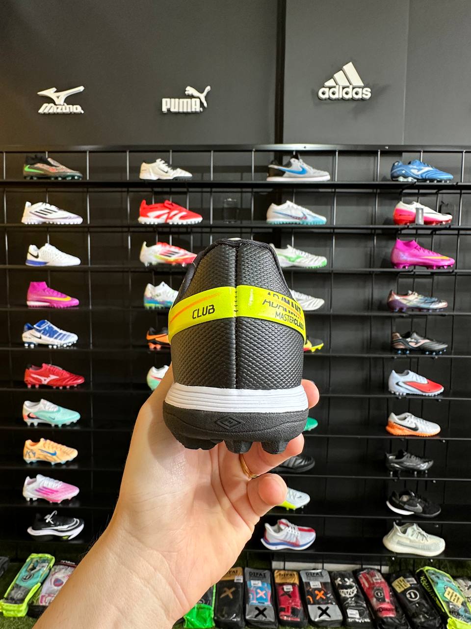 UMBRO ADAMANT MASTER CLASS PRONTA ENTREGA