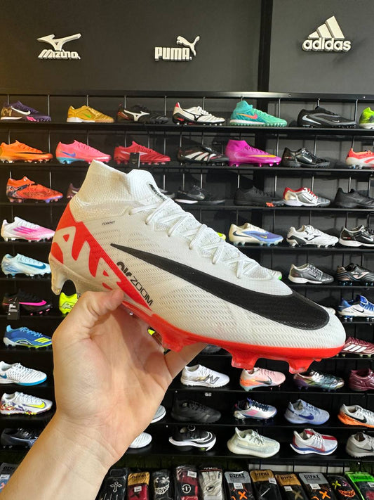 NIKE SUPERFLY 9 FG + BRINDE (PRONTA ENTREGA)