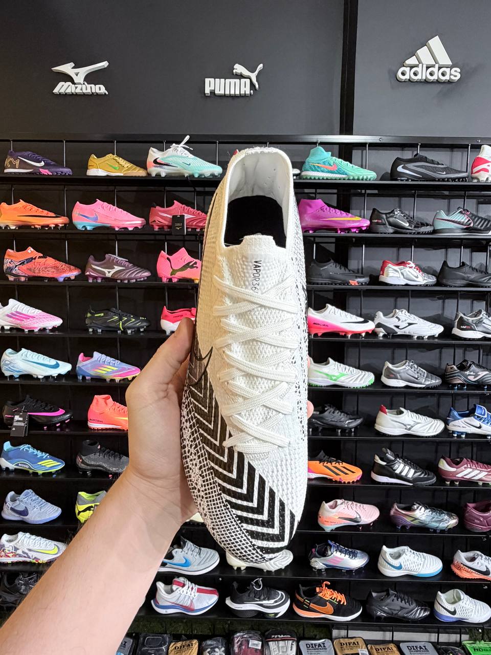 NIKE VAPOR 13 FG+ BRINDE (PRONTA ENTREGA)