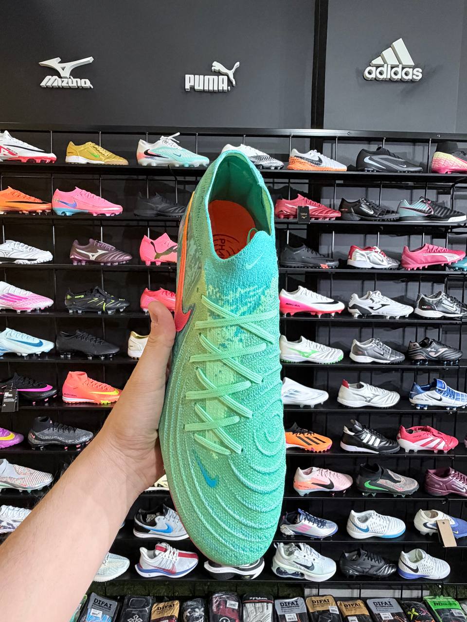 NIKE PHANTOM LUNA SG + BRINDE (PRONTA ENTREGA)