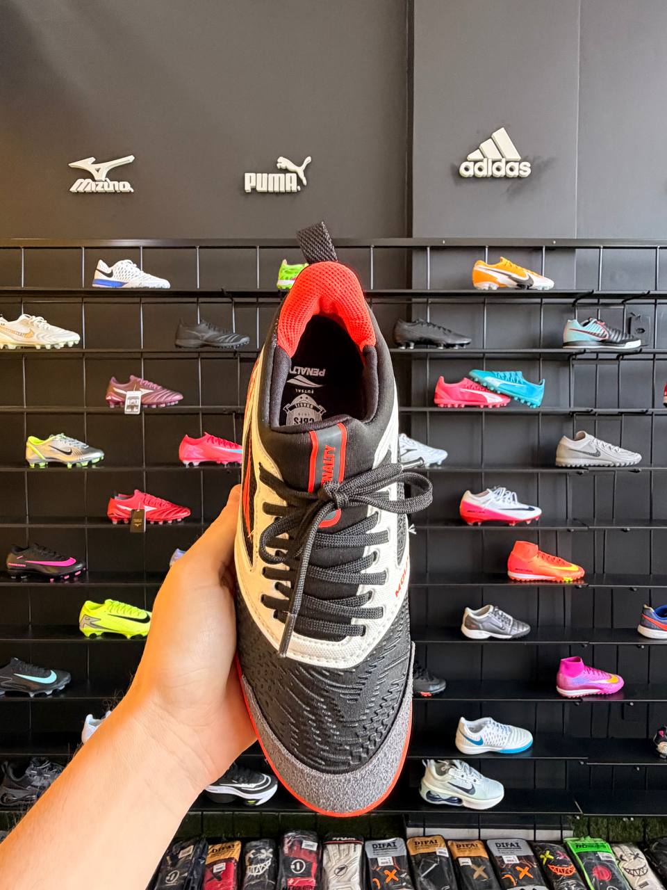 PENALTY FUT MAX EVOLUTION LOCKER + BRINDES (PRONTA ENTREGA)