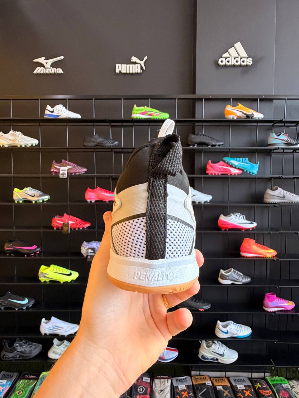 PENALTY FUT MAX EVOLUTION LOCKER + BRINDES (PRONTA ENTREGA)