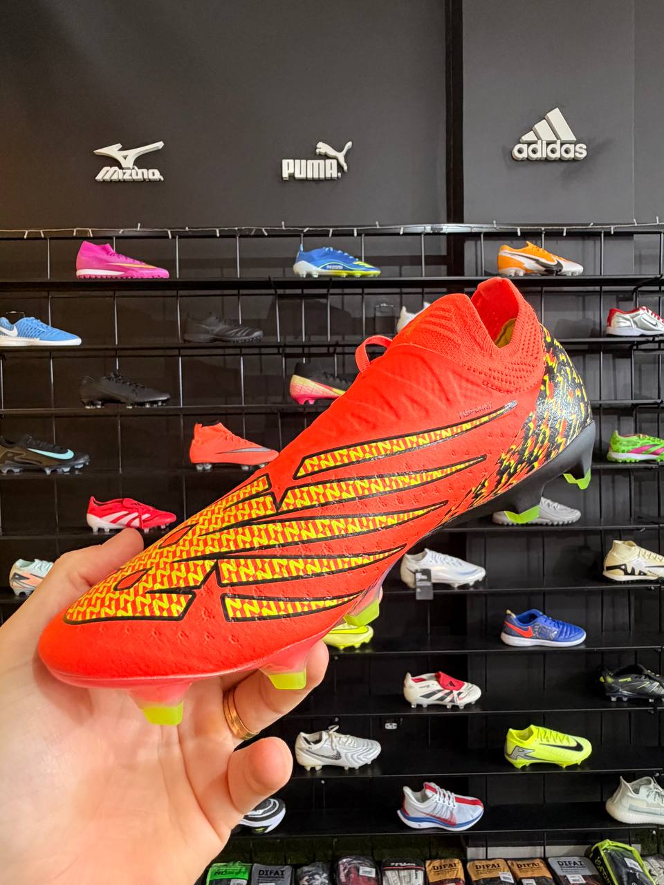 NEW BALANCE FURON PROFISSIONAL + BRINDE (PRONTA ENTREGA)