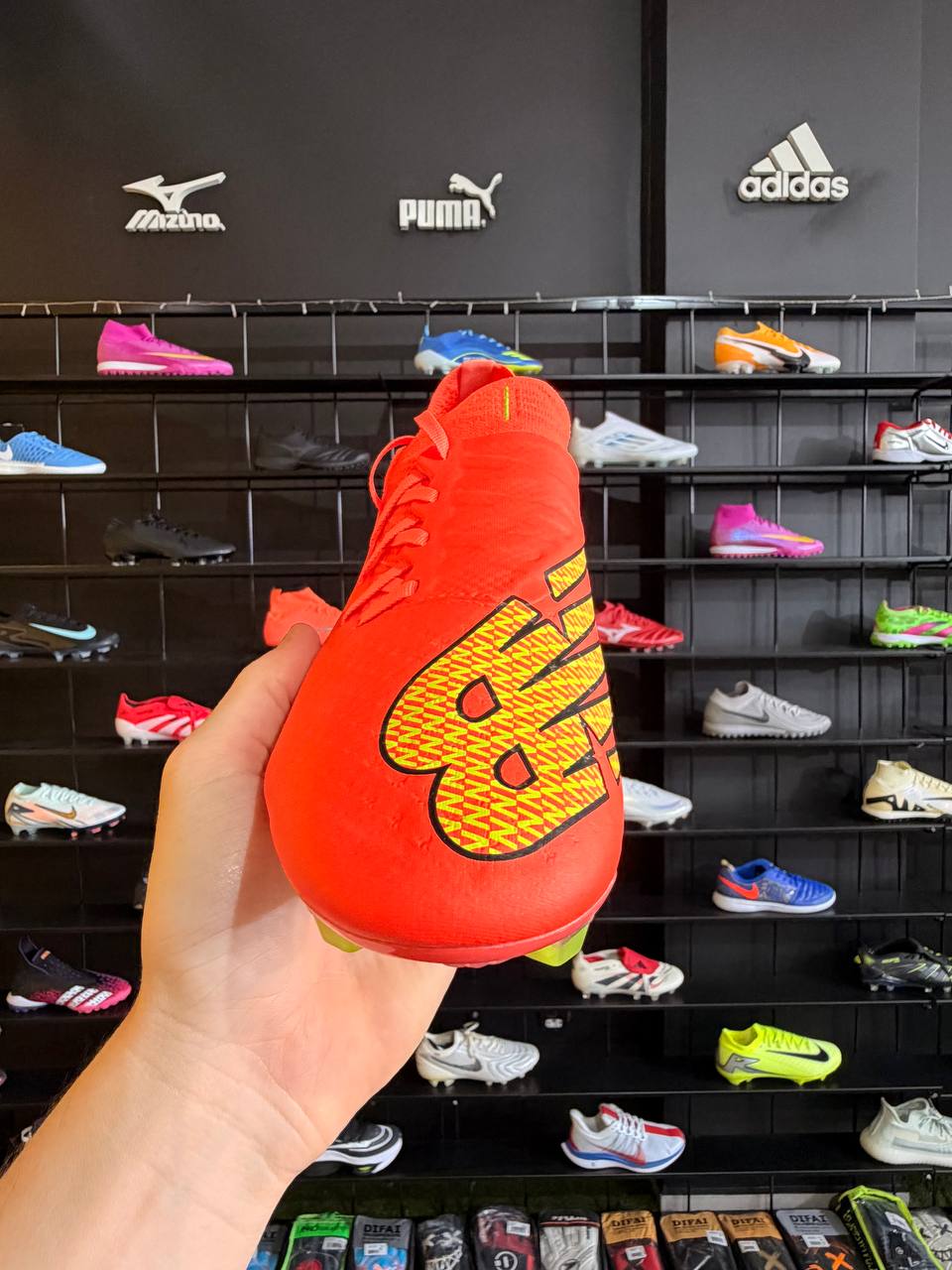 NEW BALANCE FURON PROFISSIONAL + BRINDE (PRONTA ENTREGA)