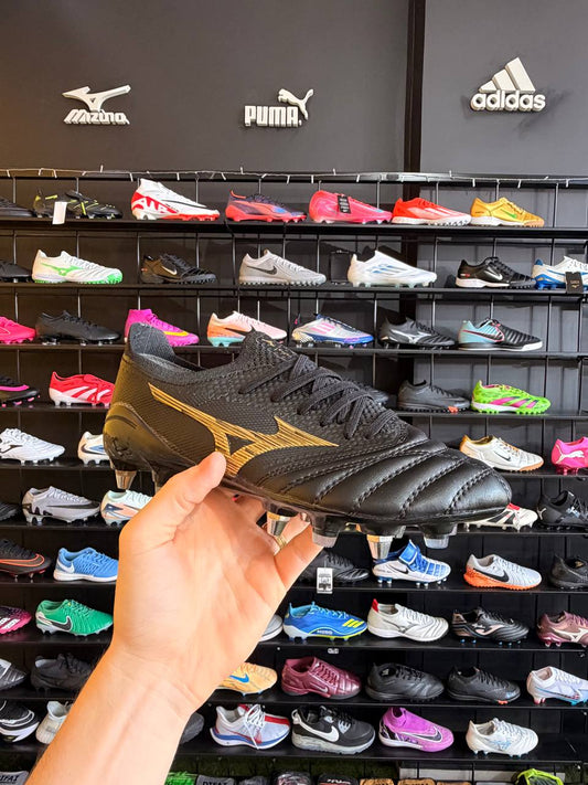 MIZUNO MORELIA SG + BRINDE (PRONTA ENTREGA)