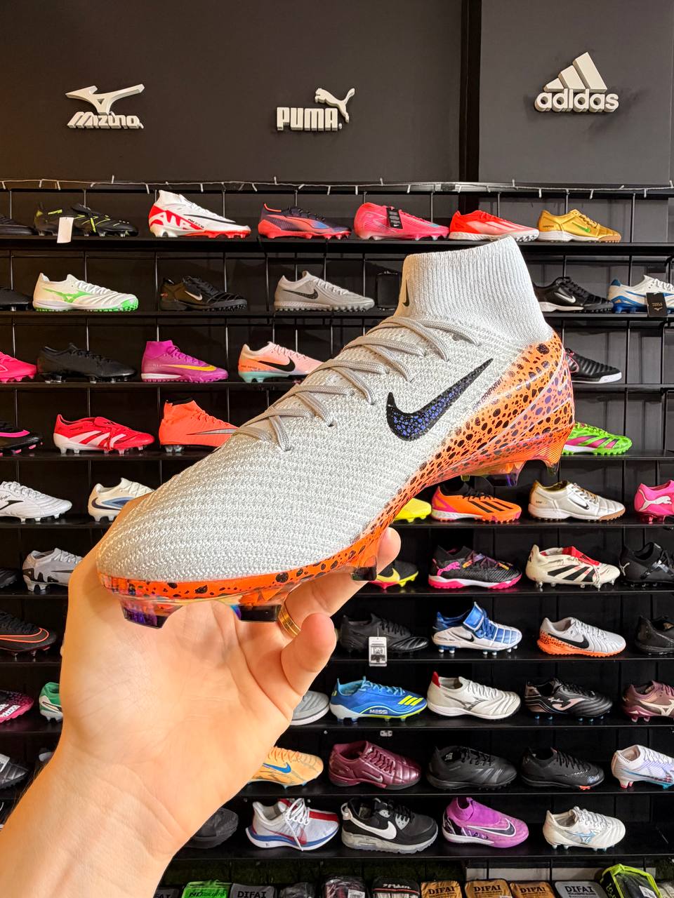 NIKE SUPERFLY 10 FG + BRINDE (PRONTA ENTREGA)