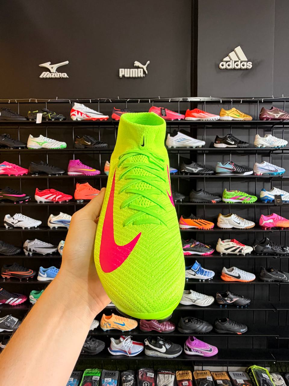 NIKE SUPERFLY 10 FG + BRINDE (PRONTA ENTREGA)