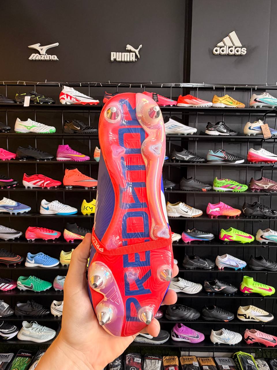 ADIDAS PREDATOR SG + BRINDES (PRONTA ENTREGA)