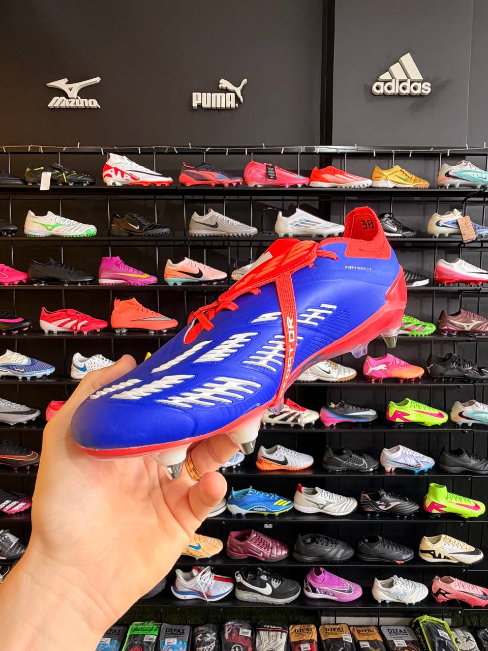 ADIDAS PREDATOR SG + BRINDES (PRONTA ENTREGA)