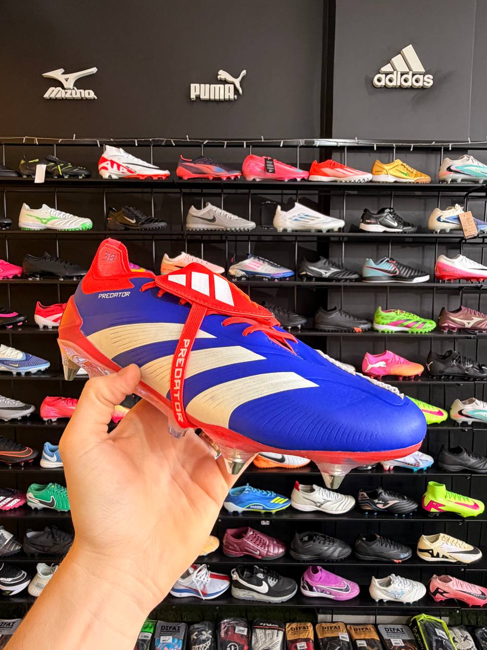 ADIDAS PREDATOR SG + BRINDES (PRONTA ENTREGA)