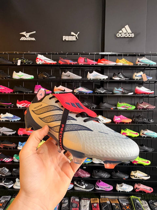 ADIDAS PREDATOR 2026 FG + BRINDES (PRONTA ENTREGA)