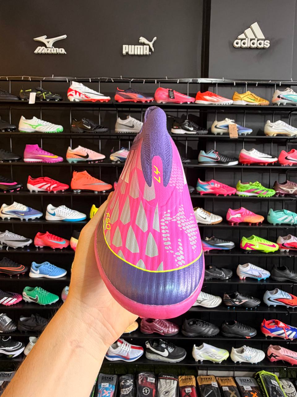 ADIDAS F50 TF + BRINDES (PRONTA ENTREGA)