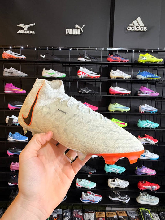 NIKE PHANTOM LUNA FG PROFISSIONAL + BRINDE (PRONTA ENTREGA)