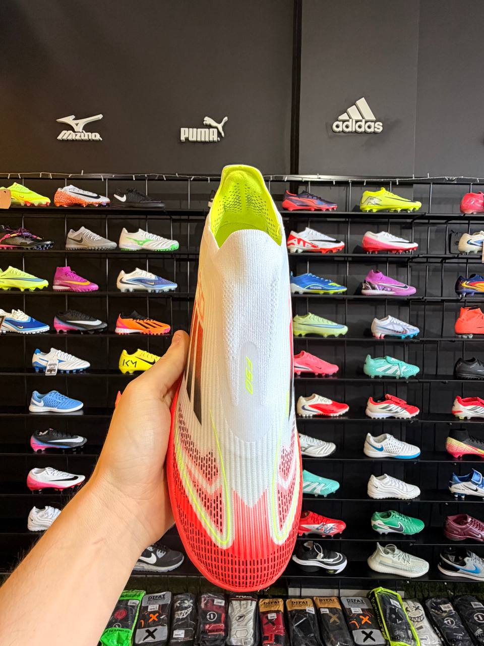 ADIDAS F50 TF + BRINDES (PRONTA ENTREGA)