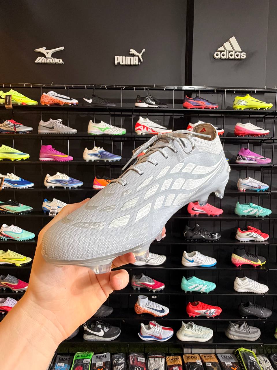 ADIDAS PREDATOR 2026 FG + BRINDES (PRONTA ENTREGA)