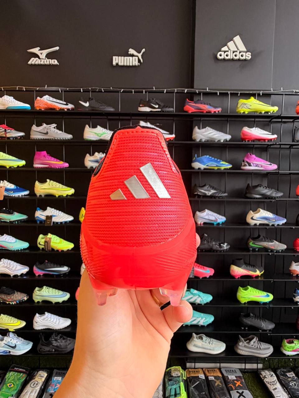 ADIDAS F50 FG + BRINDES (PRONTA ENTREGA)