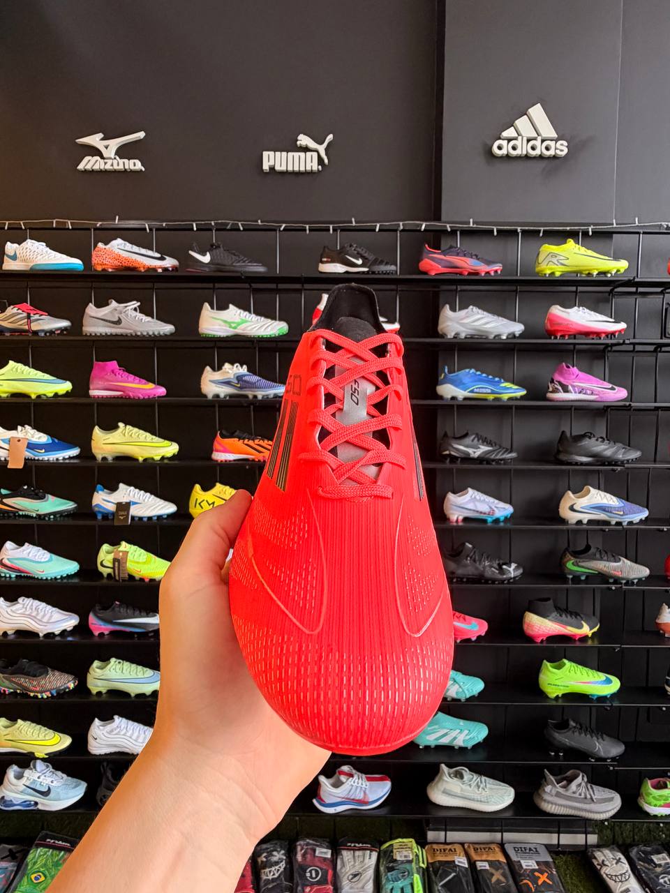 ADIDAS F50 FG + BRINDES (PRONTA ENTREGA)