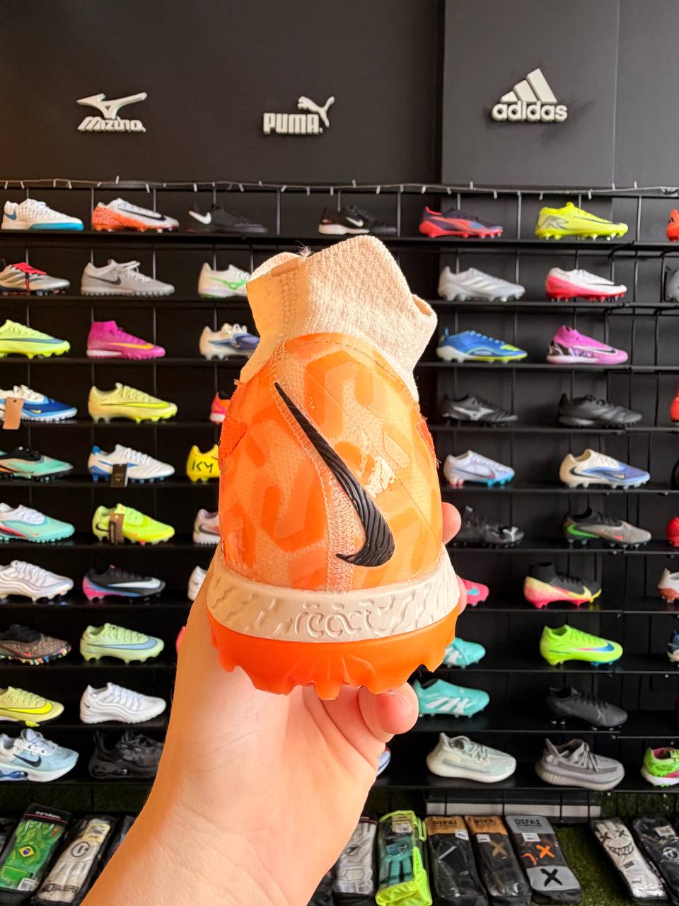 NIKE PHANTOM GX TF + BRINDE (PRONTA ENTREGA)