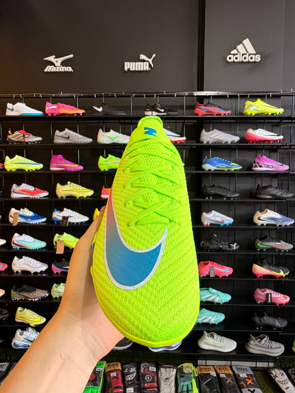 NIKE VAPOR 16 TF + BRINDE (PRONTA ENTREGA)