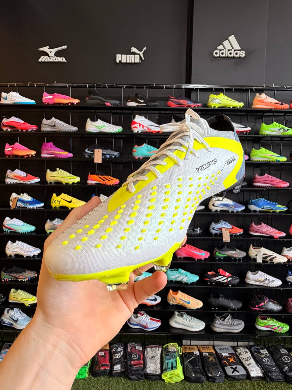 ADIDAS PREDATOR ACCURACY FG + BRINDES (PRONTA ENTREGA)