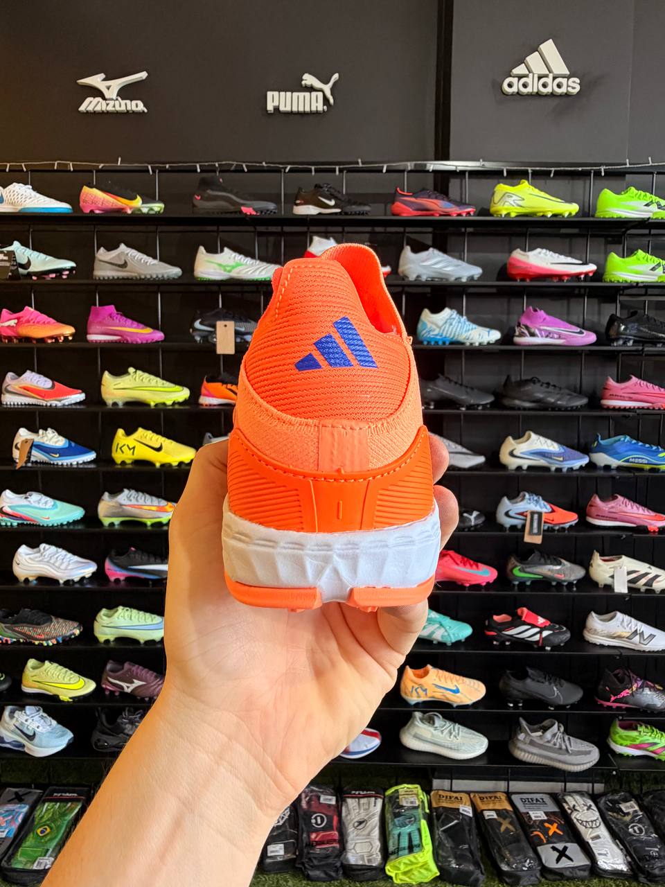 ADIDAS F50 TF + BRINDES (PRONTA ENTREGA)