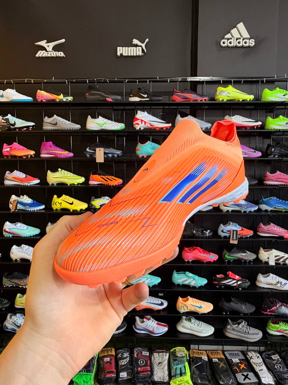 ADIDAS F50 TF + BRINDES (PRONTA ENTREGA)