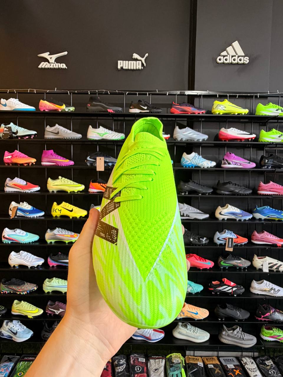 NEW BALANCE FURON FG + BRINDES (PRONTA ENTREGA)