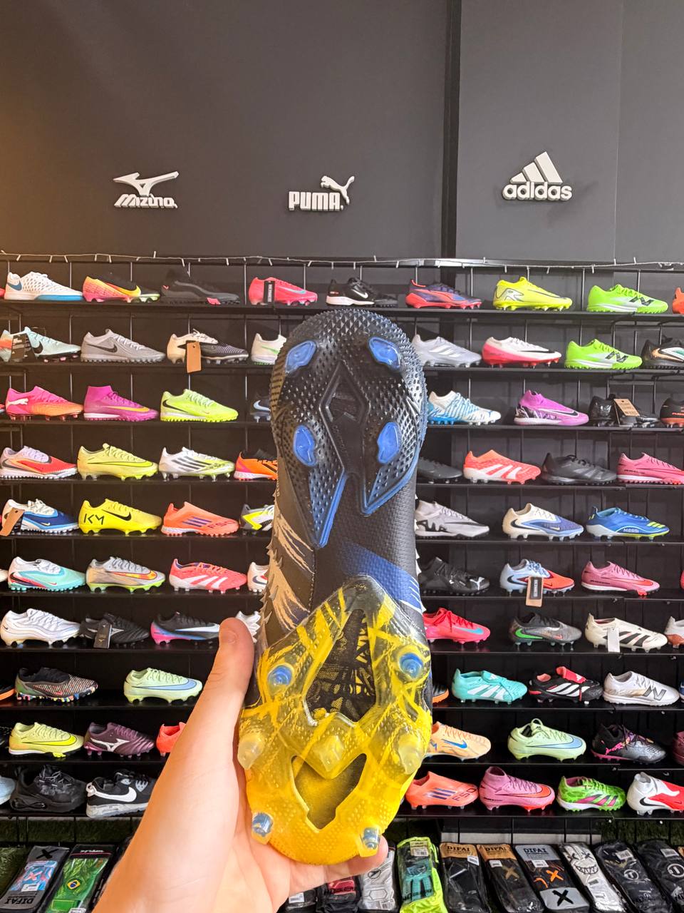 ADIDAS PREDATOR FREAK (FG) PRONTA ENTREGA)