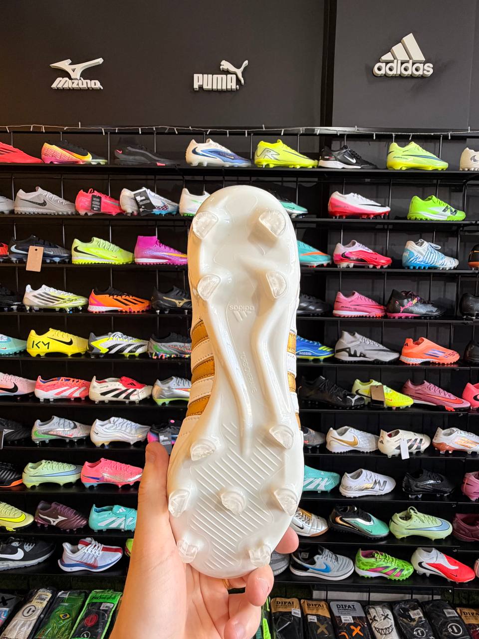 ADIDAS PREDATOR FREAK FG + BRINDE (PRONTA ENTREGA)