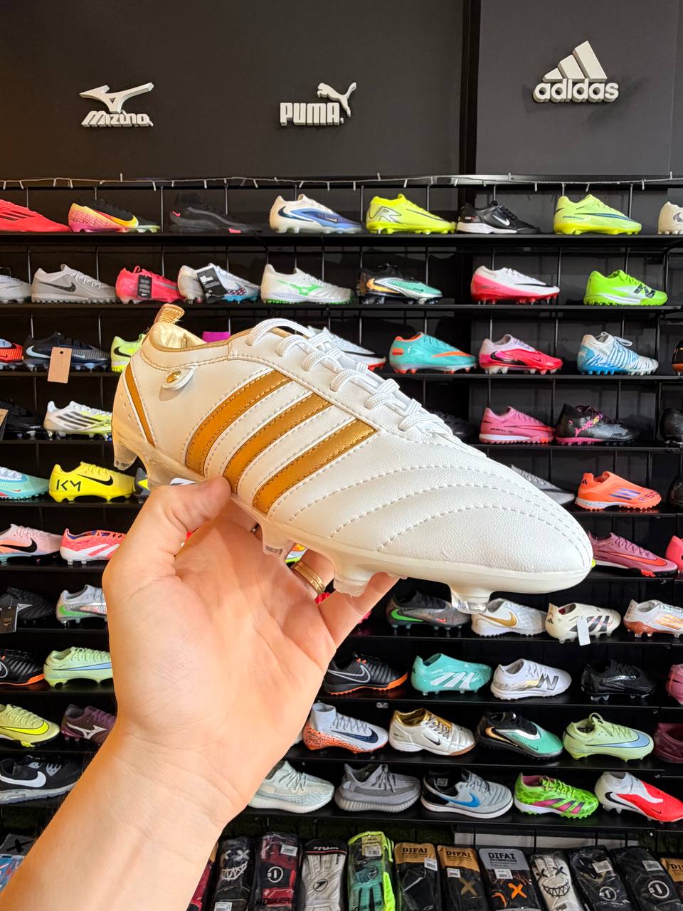 ADIDAS PREDATOR FREAK FG + BRINDE (PRONTA ENTREGA)