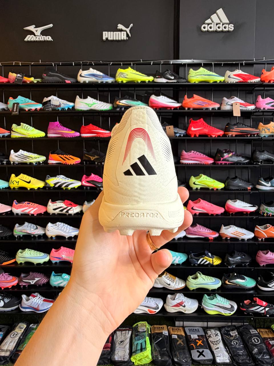 ADIDAS PREDATOR TF + BRINDES (PRONTA ENTREGA)