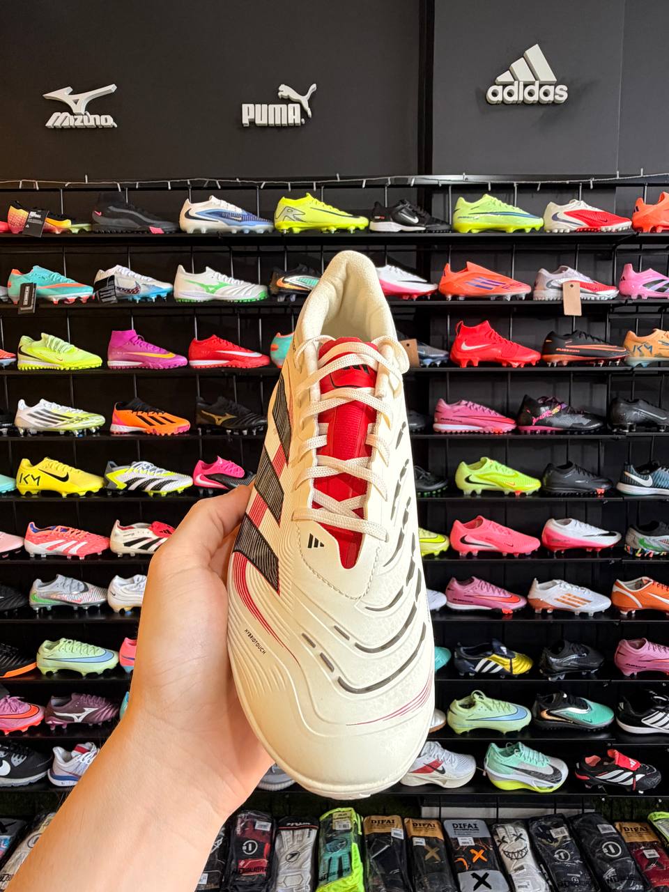 ADIDAS PREDATOR TF + BRINDES (PRONTA ENTREGA)