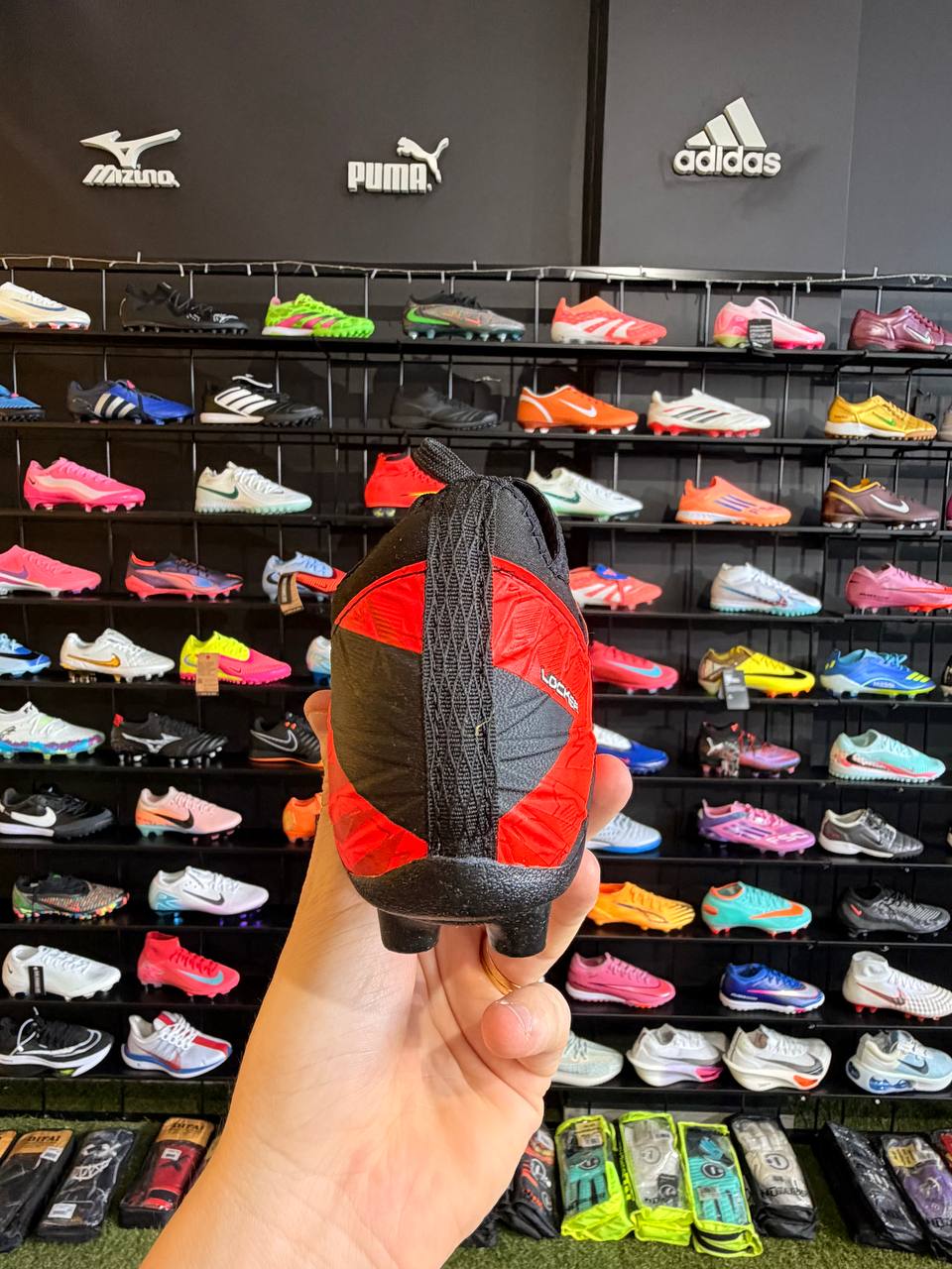 CHUTEIRA CAMPO RX LOCKER KIDS (FG) PRONTA ENTREGA