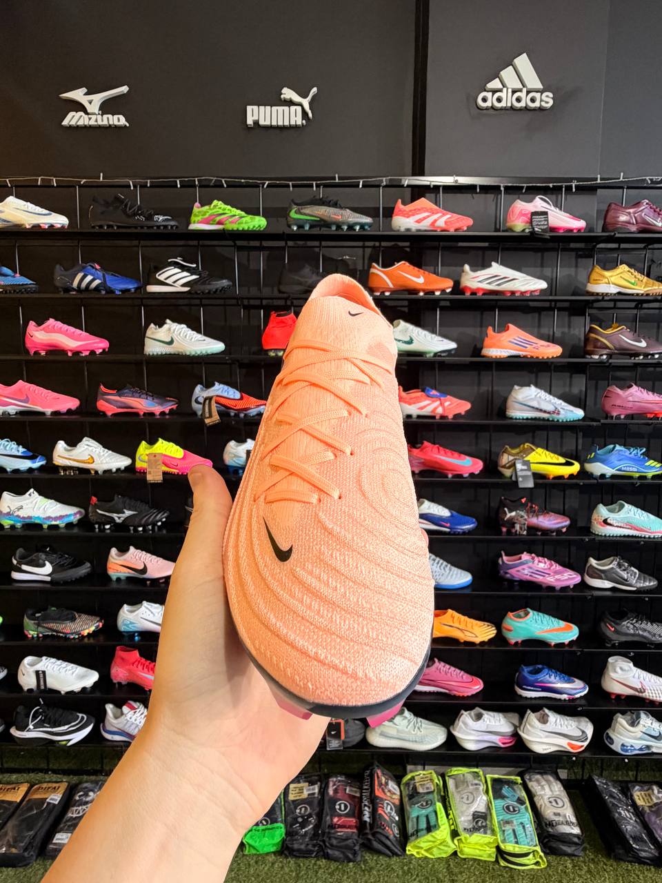 NIKE PHANTOM LUNA (FG) PRONTA ENTREGA