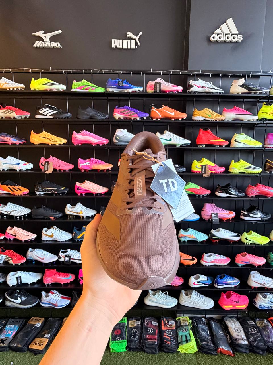 ADIDAS ADIZERO EVO SL