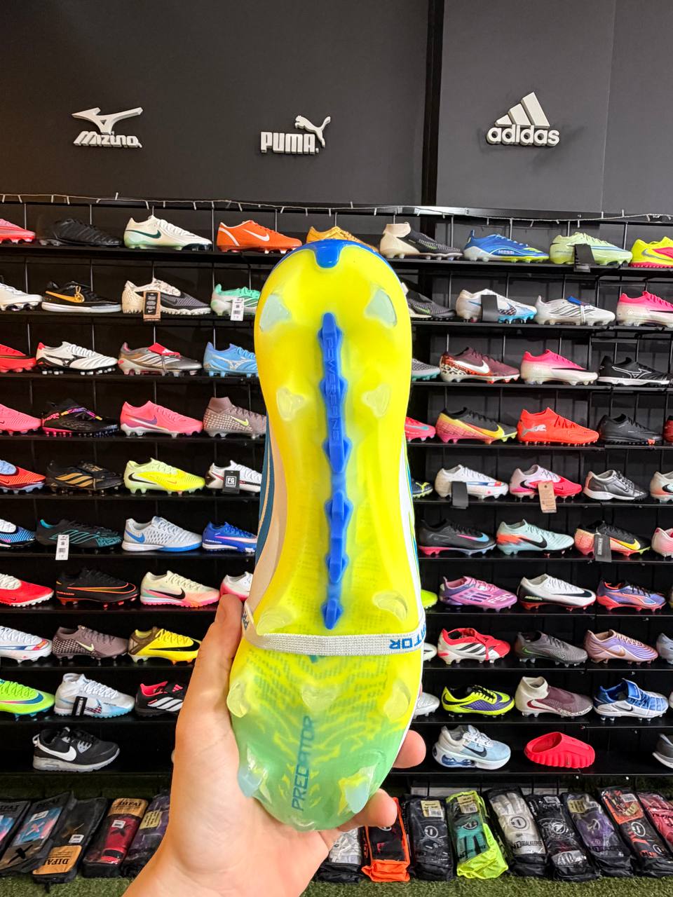 ADIDAS PREDATOR ELITE (FG) PRONTA ENTREGA