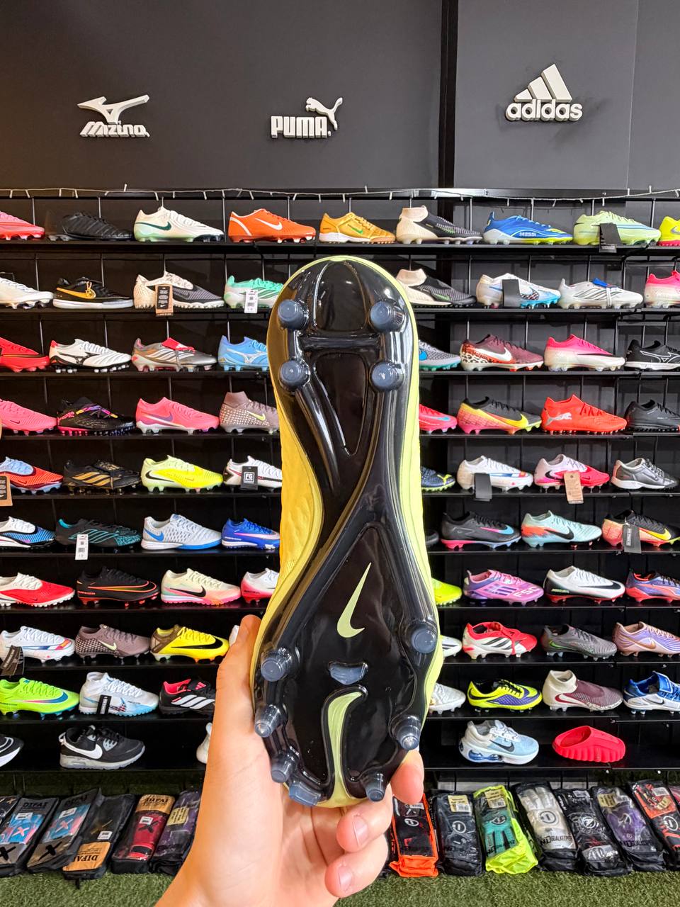 NIKE HYPERVENOM ELITE (FG) PRONTA ENTREGA