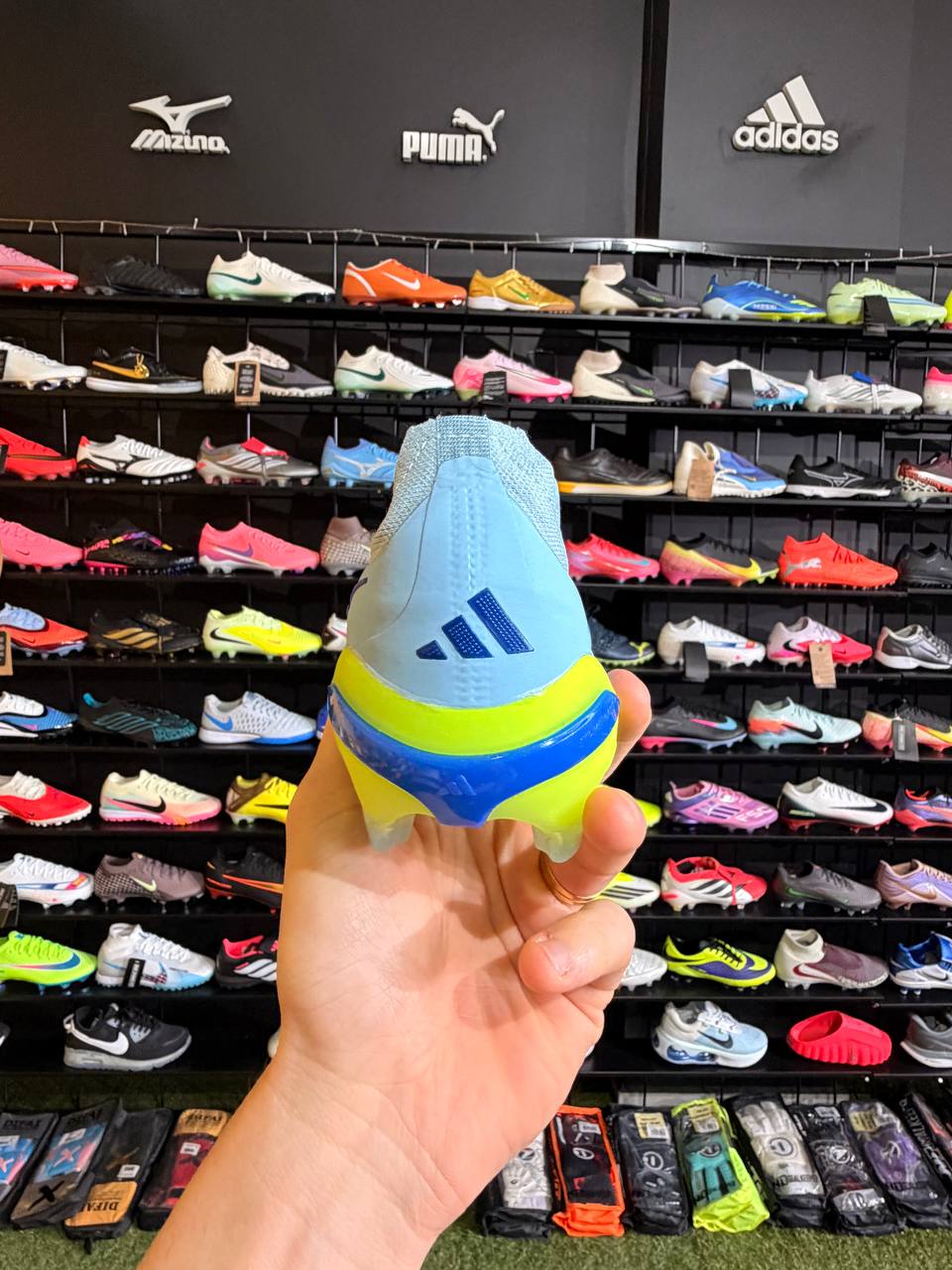 ADIDAS PREDATOR ELITE (FG) PRONTA ENTREGA