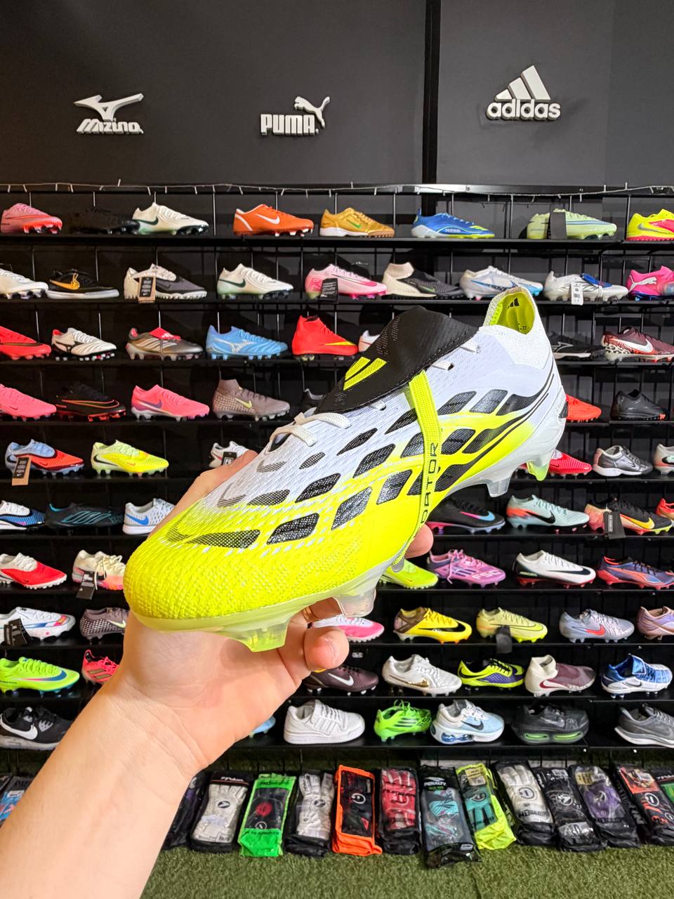 ADIDAS PREDATOR ELITE (FG) PRONTA ENTREGA