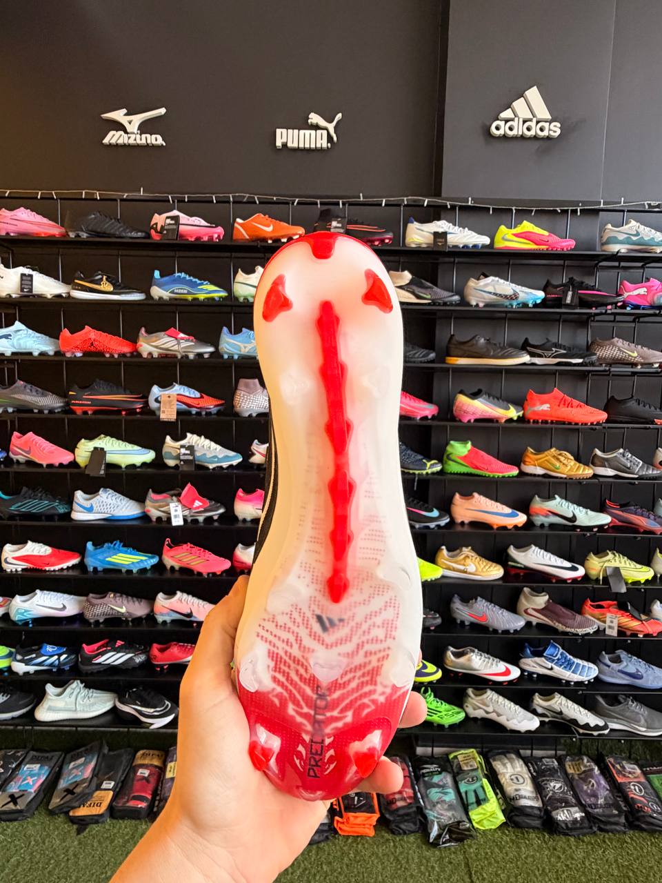 ADIDAS PREDATOR ELITE (FG) PRONTA ENTREGA