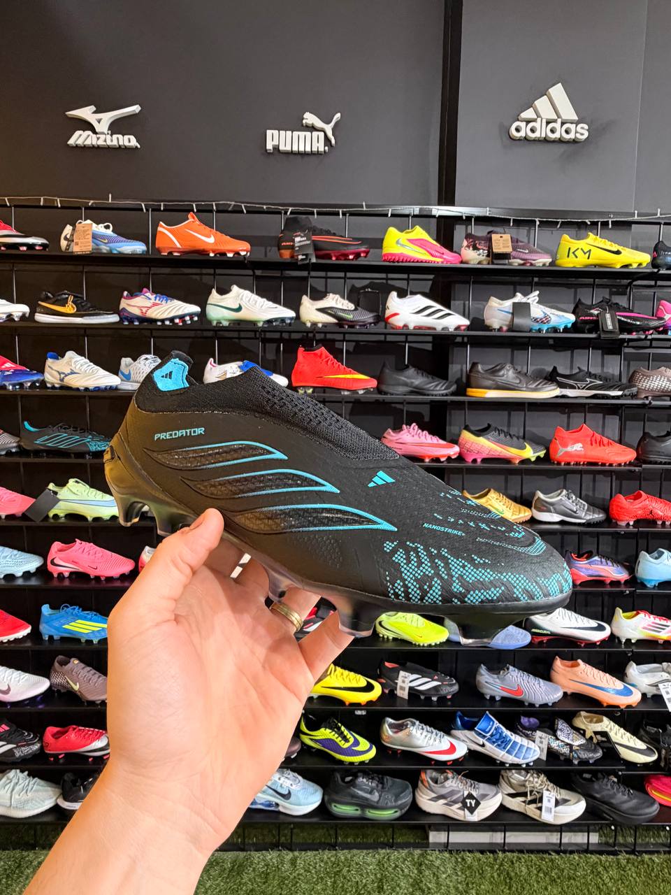 ADIDAS PREDATOR ELITE (FG) PRONTA ENTREGA