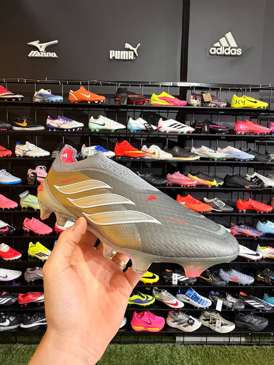 ADIDAS PREDATOR ELITE (FG) PRONTA ENTREGA