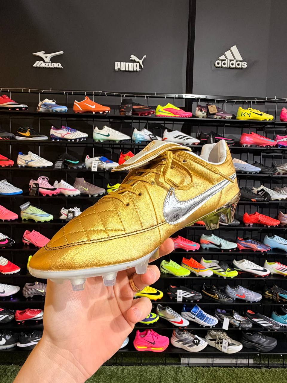 NIKE TIEMPO LEGEND R10 ELITE (FG) PRONTA ENTREGA