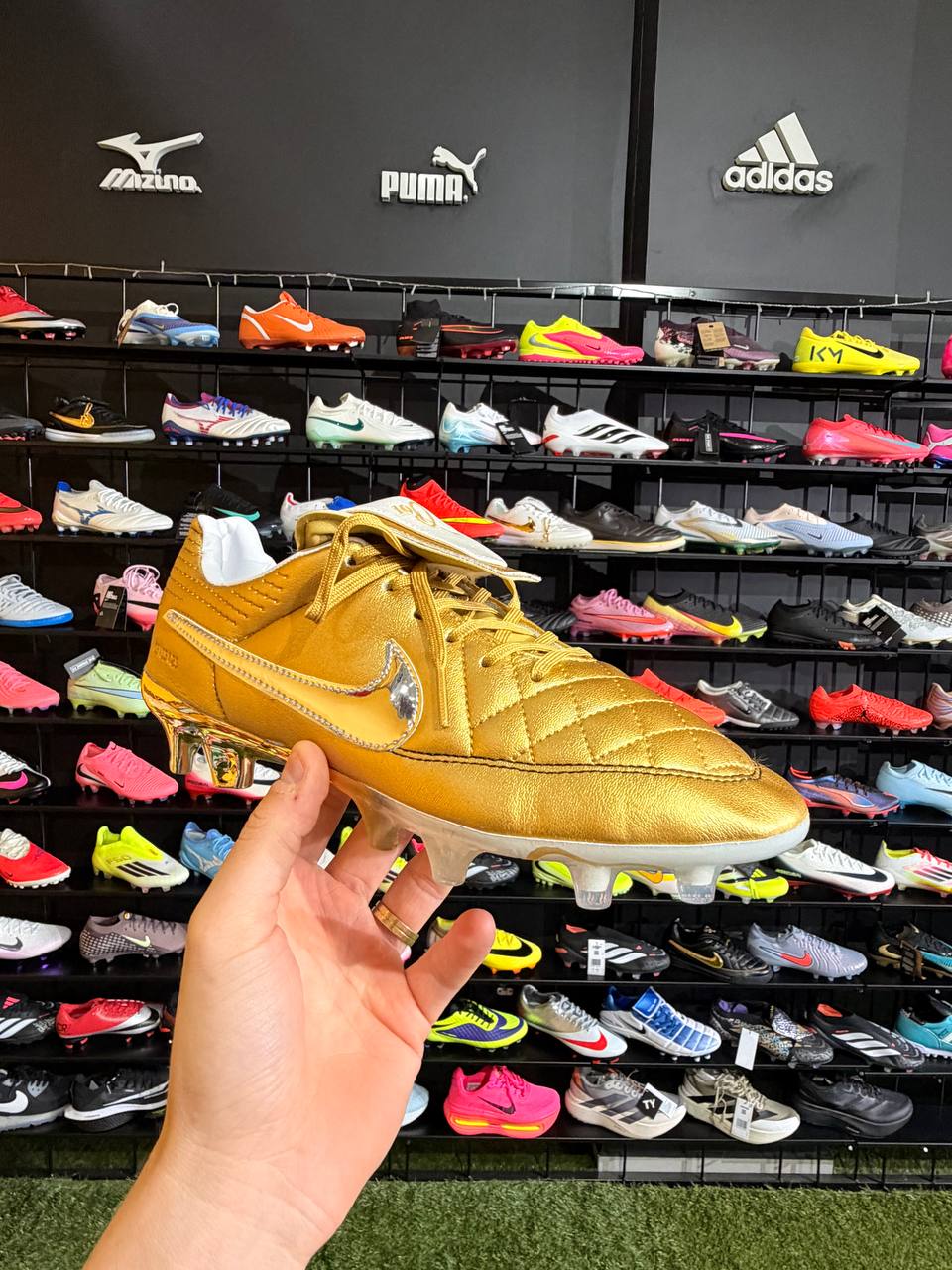NIKE TIEMPO LEGEND R10 ELITE (FG) PRONTA ENTREGA